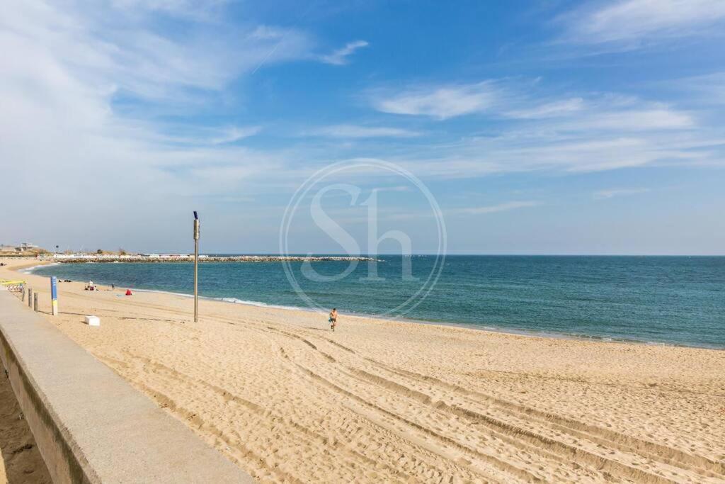 Beachfront With Terrace *
