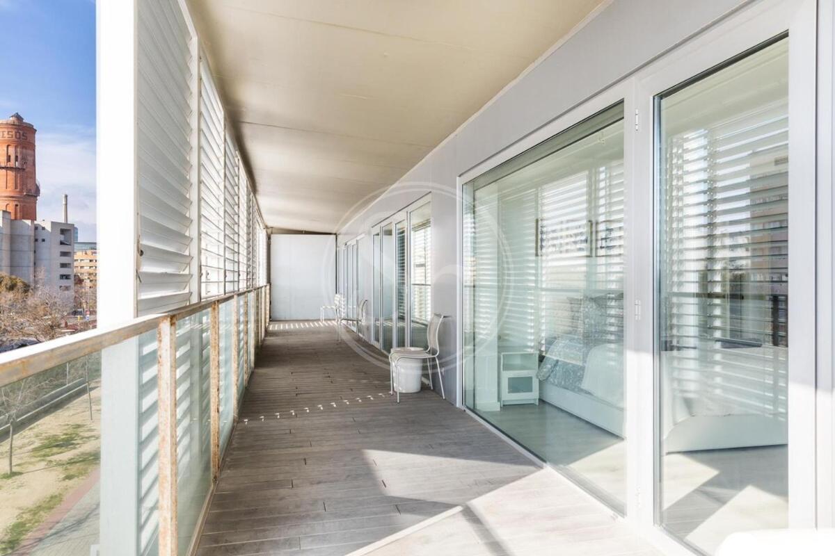 Beachfront With Terrace Apartment *
